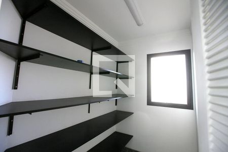 Apartamento à venda com 138m², 3 quartos e 3 vagas Apartamento à venda com 138m², 3 quartos e 3 vagasÁrea de Serviço