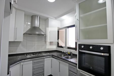 Apartamento à venda com 138m², 3 quartos e 3 vagas Apartamento à venda com 138m², 3 quartos e 3 vagasCozinha