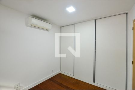 Quarto de apartamento para alugar com 3 quartos, 119m² em Santa Rosa, Niterói