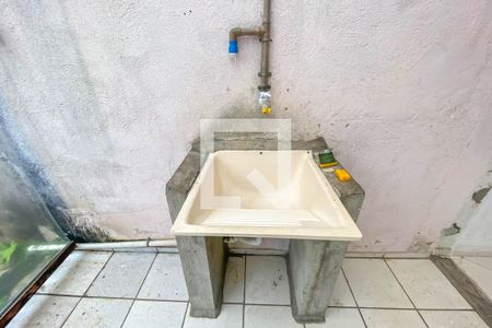 Casa à venda com 109m², 3 quartos e 2 vagasÁrea de Serviço