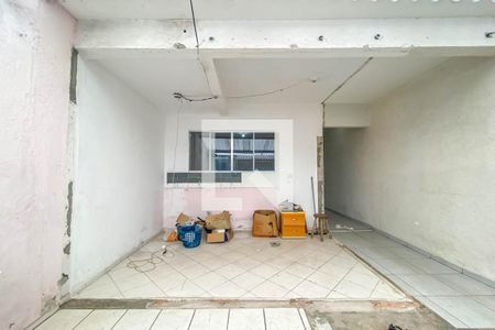 Casa à venda com 109m², 3 quartos e 2 vagasÁrea de Serviço