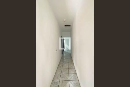 Casa à venda com 109m², 3 quartos e 2 vagasCorredor dos Quartos