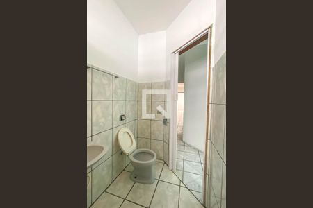 Casa à venda com 109m², 3 quartos e 2 vagasBanheiro 1