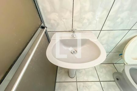 Casa à venda com 109m², 3 quartos e 2 vagasBanheiro 1