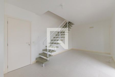 Sala de apartamento para alugar com 2 quartos, 82m² em Córrego Grande, Florianópolis