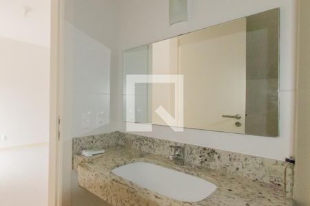 Apartamento para alugar com 82m², 2 quartos e 1 vaga Apartamento para alugar com 82m², 2 quartos e 1 vagaBanheiro da suíte 1