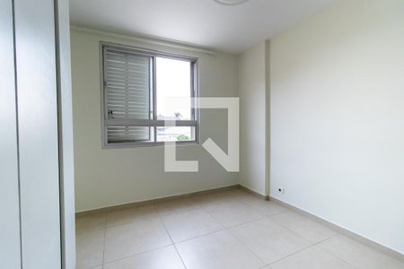Apartamento para alugar com 117m², 3 quartos e 1 vagaQuarto 2