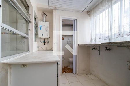 Apartamento para alugar com 117m², 3 quartos e 1 vagaÁrea de Serviço