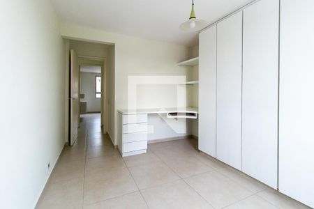 Apartamento para alugar com 117m², 3 quartos e 1 vagaQuarto 2