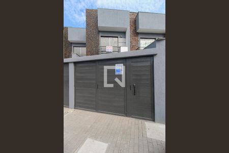 Casa para alugar com 80m², 2 quartos e 1 vagaFachada