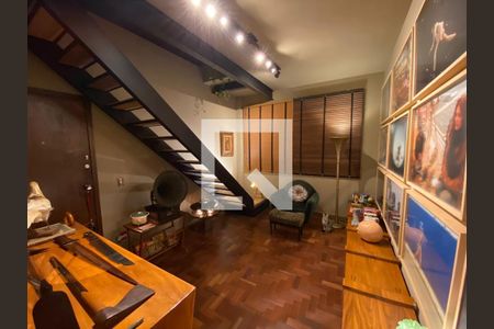Sala de apartamento à venda com 2 quartos, 190m² em Santa Tereza, Belo Horizonte