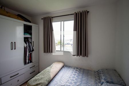 Quarto 1 de apartamento para alugar com 2 quartos, 42m² em Jardim das Oliveiras, Itaquaquecetuba