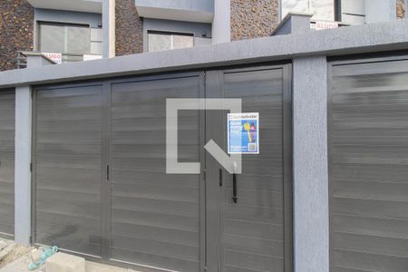 Casa para alugar com 80m², 2 quartos e 1 vaga Casa para alugar com 80m², 2 quartos e 1 vagaFachada