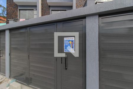 Casa para alugar com 80m², 2 quartos e 1 vaga Casa para alugar com 80m², 2 quartos e 1 vagaFachada