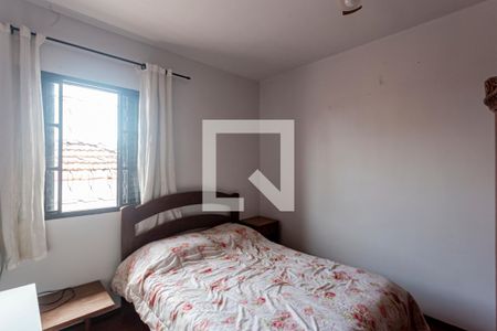 Casa à venda com 173m², 3 quartos e 4 vagasQuarto 2