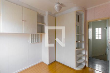 Casa de condomínio à venda com 95m², 3 quartos e 2 vagasQuarto 2