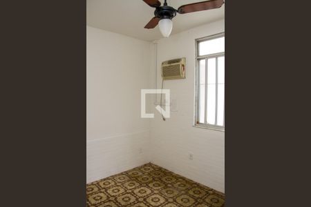 Quarto 01 de casa de condomínio para alugar com 2 quartos, 70m² em Engenho de Dentro, Rio de Janeiro