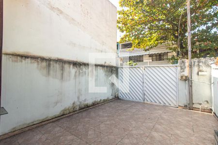 Casa à venda com 140m², 3 quartos e 1 vaga Casa à venda com 140m², 3 quartos e 1 vagaQuintal