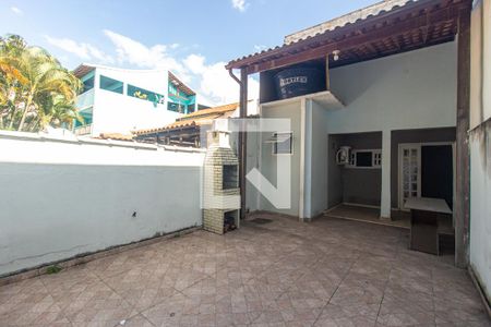 Casa à venda com 140m², 3 quartos e 1 vaga Casa à venda com 140m², 3 quartos e 1 vagaQuintal