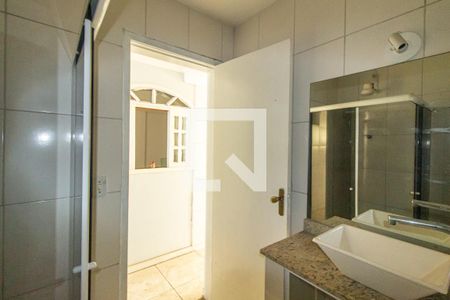 Casa à venda com 140m², 3 quartos e 1 vaga Casa à venda com 140m², 3 quartos e 1 vagaBanheiro Social