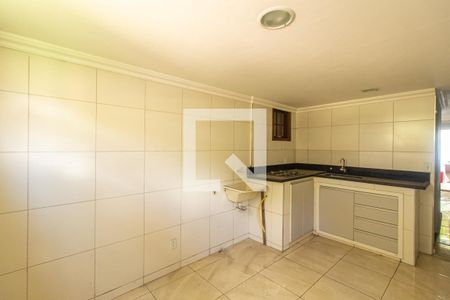 Casa à venda com 140m², 3 quartos e 1 vaga Casa à venda com 140m², 3 quartos e 1 vagaCozinha e Área de Serviço