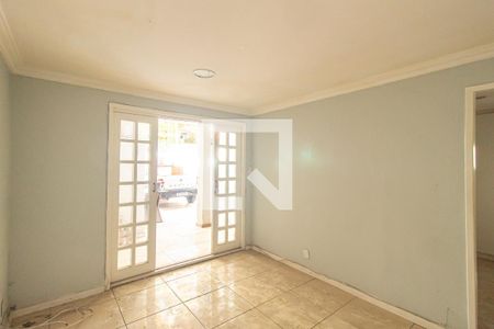 Sala de casa à venda com 3 quartos, 140m² em Campo Grande, Rio de Janeiro