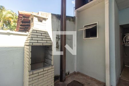 Casa à venda com 140m², 3 quartos e 1 vaga Casa à venda com 140m², 3 quartos e 1 vagaChurrasqueira