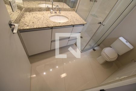 Apartamento para alugar com 105m², 2 quartos e 3 vagasBanheiro da suíte 