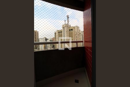 Apartamento para alugar com 105m², 2 quartos e 3 vagasVaranda da suíte 