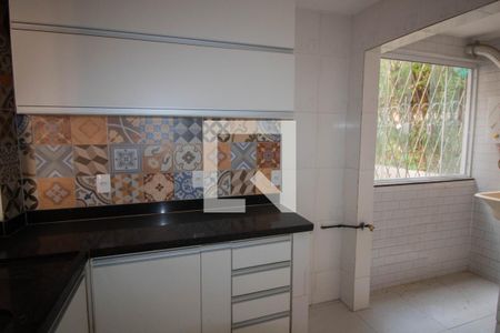 Apartamento à venda com 60m², 2 quartos e sem vaga Apartamento à venda com 60m², 2 quartos e sem vagaCozinha