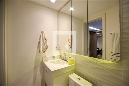 Apartamento à venda com 230m², 3 quartos e 2 vagasBanheiro