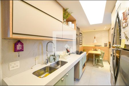 Apartamento à venda com 230m², 3 quartos e 2 vagasCozinha