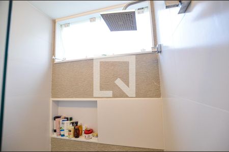 Apartamento à venda com 230m², 3 quartos e 2 vagasBanheiro do Quarto 2