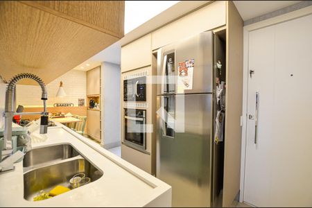 Apartamento à venda com 230m², 3 quartos e 2 vagasCozinha