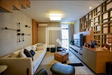 Apartamento à venda com 230m², 3 quartos e 2 vagasSala