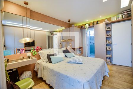 Apartamento à venda com 230m², 3 quartos e 2 vagasQuarto 2