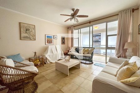 Sala de apartamento para alugar com 3 quartos, 140m² em Jardim Astúrias, Guarujá