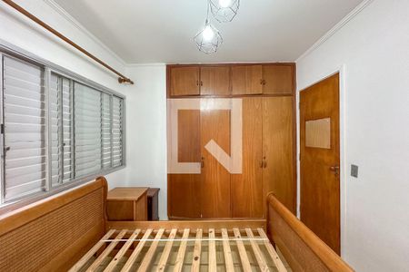 Quarto de apartamento para alugar com 3 quartos, 140m² em Jardim Astúrias, Guarujá