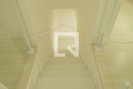 Escada de casa à venda com 3 quartos, 204m² em Planalto Paulista, São Paulo