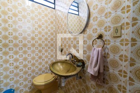 Casa à venda com 340m², 5 quartos e 4 vagasLavabo 2