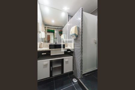 Apartamento para alugar com 77m², 2 quartos e 1 vagaBanheiro