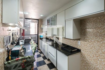 Apartamento para alugar com 77m², 2 quartos e 1 vagaCozinha