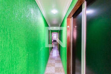 Corredor de apartamento para alugar com 2 quartos, 77m² em Grajau, Rio de Janeiro