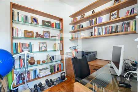 Apartamento à venda com 178m², 3 quartos e sem vagaEscritório / Quarto de serviço