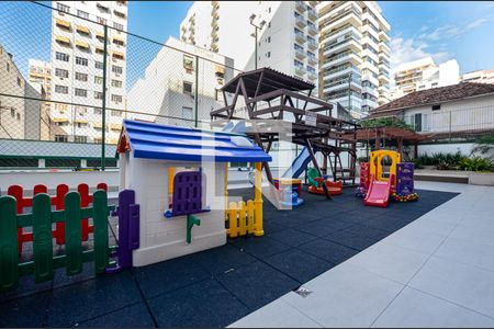 Apartamento à venda com 178m², 3 quartos e sem vagaÁrea comum