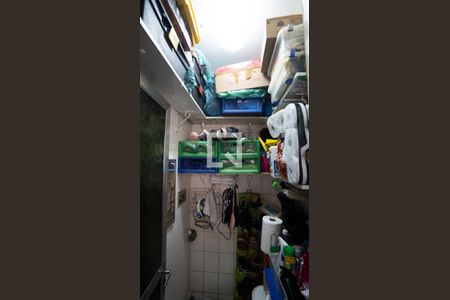 Apartamento à venda com 72m², 2 quartos e sem vagaBanheiro de serviço