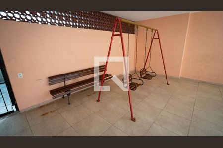 Apartamento à venda com 72m², 2 quartos e sem vagaÁrea comum