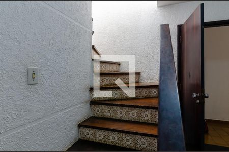 Escada de casa à venda com 2 quartos, 125m² em Jardim Santo Amaro, São Paulo