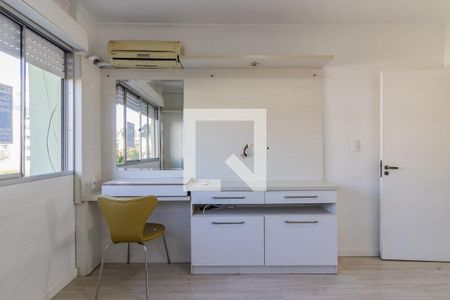 Dormitório 2 de apartamento à venda com 2 quartos, 57m² em Jardim Itu, Porto Alegre
