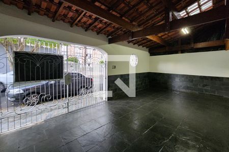 Casa à venda com 208m², 3 quartos e 2 vagasGaragem